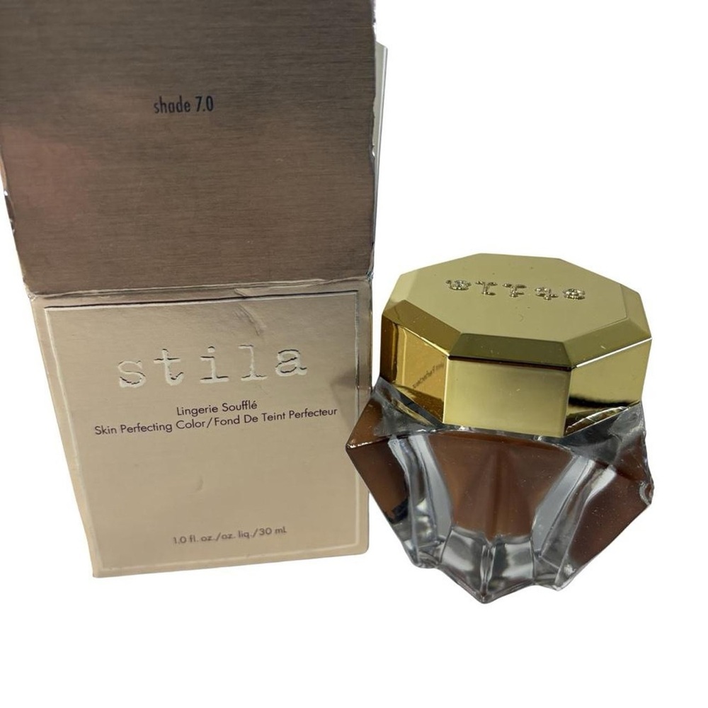Stila Lingerie Soufflé with Gold Lid